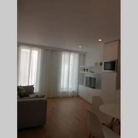 Cais De Apresentacao No Coracao De Apartament